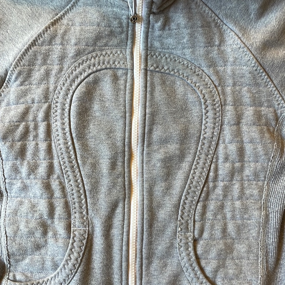 Lululemon jacket - Picture 2 of 6